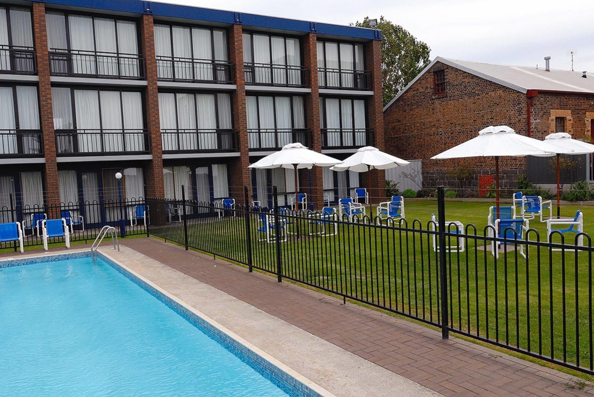 Richmond Henty Hotel Портланд Екстериор снимка