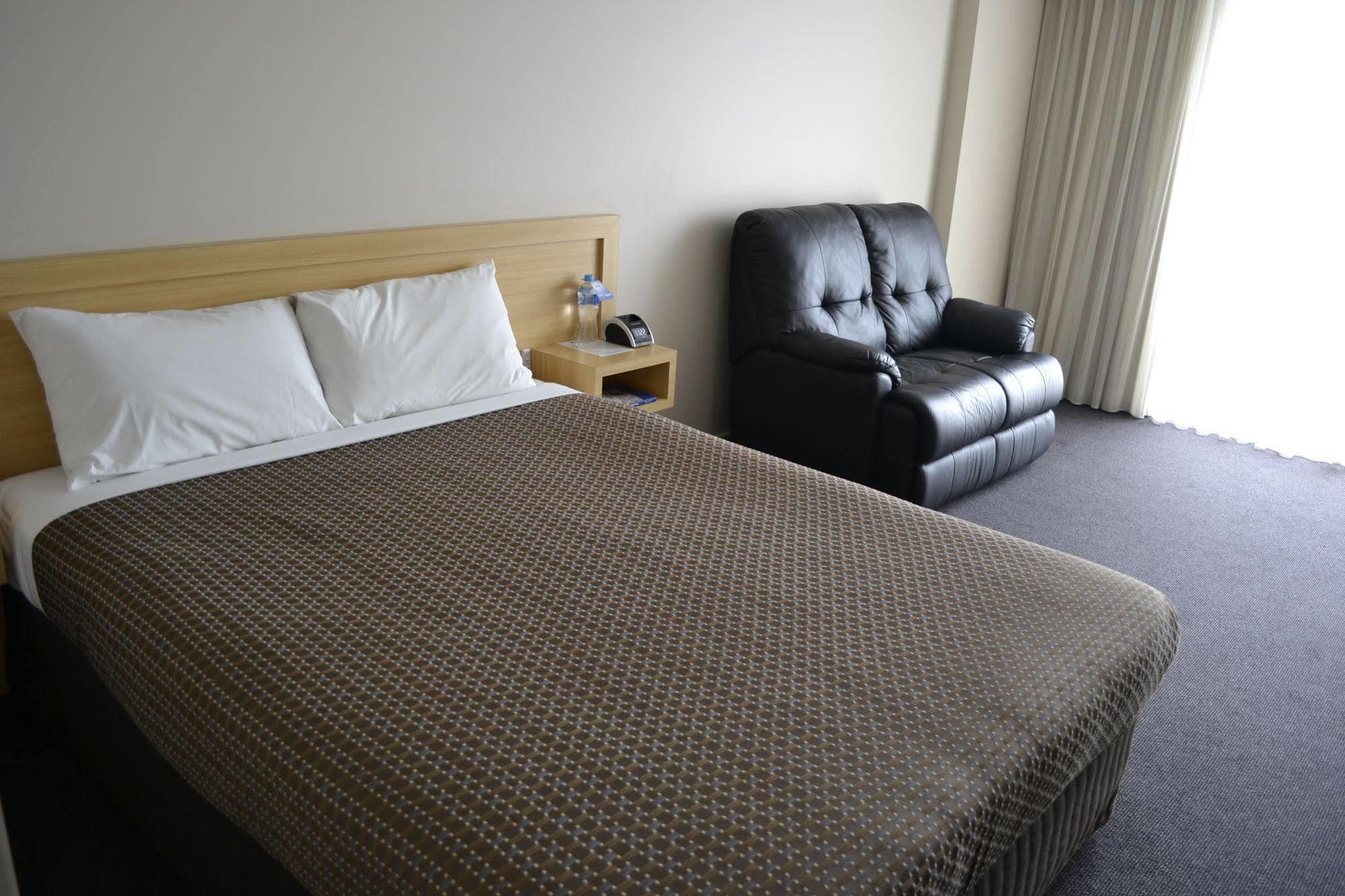 Richmond Henty Hotel Портланд Екстериор снимка